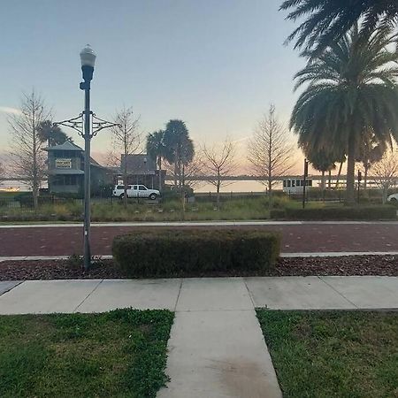 Bungalow Overlooking Lake Dora! 塔瓦雷斯 外观 照片