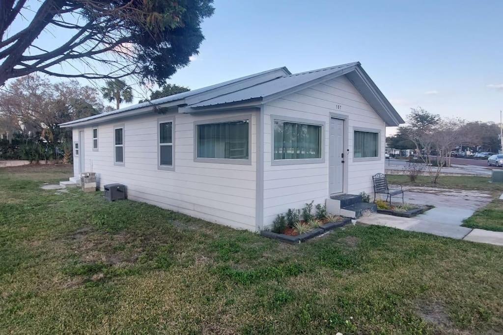 Bungalow Overlooking Lake Dora! 塔瓦雷斯 外观 照片